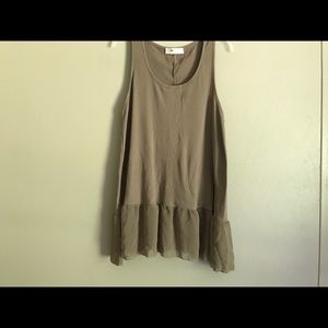 Ruffle bottom Tank